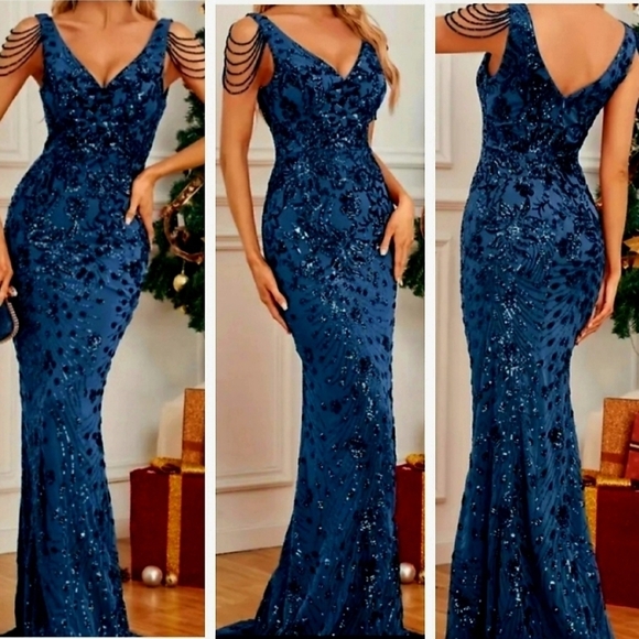 Peacock Blue, Sequined,  V Neck, Sleeveless,  Backless,  Fringe, Mermaid… - Picture 1 of 16